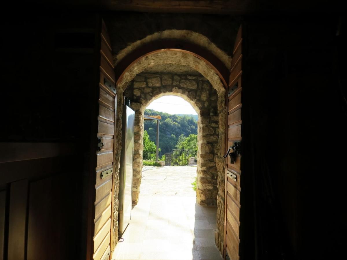 Загородные дома Estate & Winery San Duyevo Риека-Црноевича-19